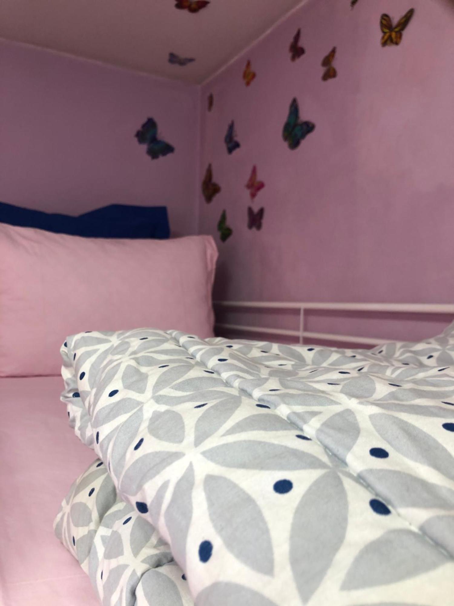 Female-Dortoir Femme -Dorm Shared Room Paris Bobigny Exterior photo